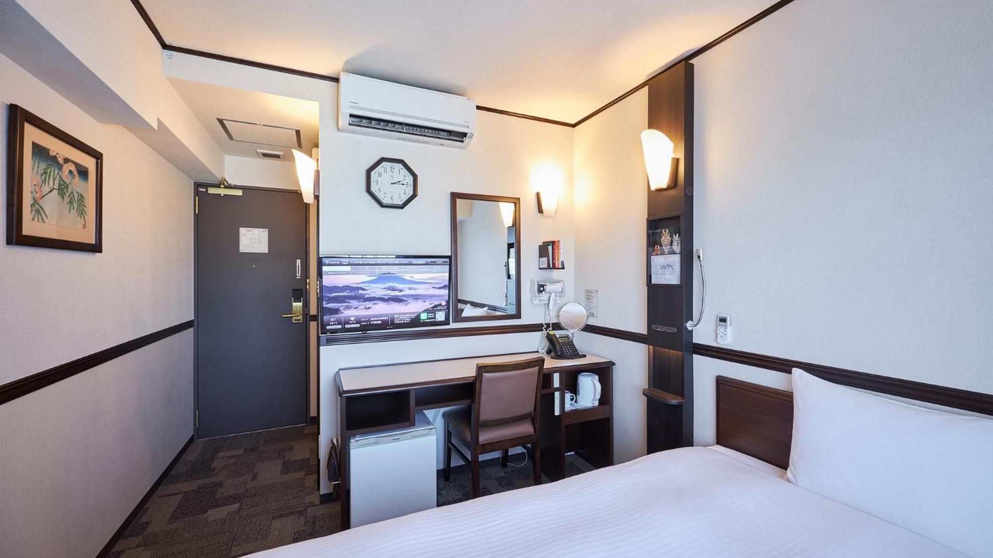 Toyoko Nihombashi Zeimusho Mae 3* Tóquio